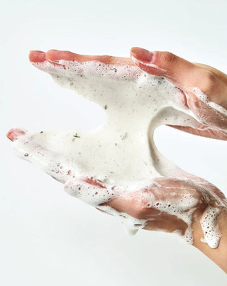 Espuma de limpeza profunda para poros ANUA - 2