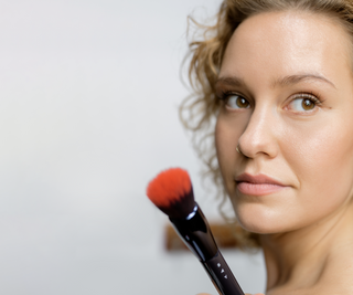 Pincel de base com dois comprimentos de cerdas para uma cobertura gradual N.º 8 Say Makeup - 2