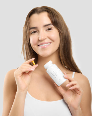 Curcumina e piperina para apoio digestivo e hepático Suplemento alimentar Nutridome 180 cápsulas - 2