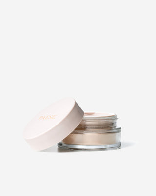 Pó de azeitona solto transparente com complexo hidratante de Paese - 1