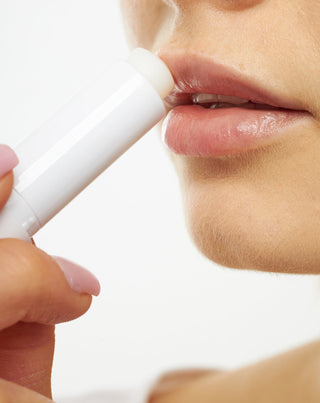 Batom Nutridome 99% natural para proteção dos lábios - 2