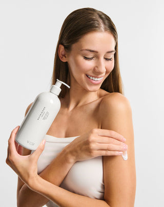 Leite corporal hidratante e refirmante com óleo de jojoba Nutridome - 2