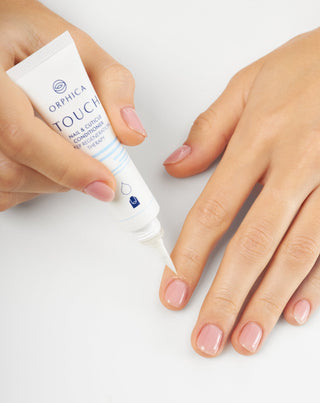 Touch Nail Conditioner para fortalecer a placa ungueal e cuidar das cutículas Orphica - 2