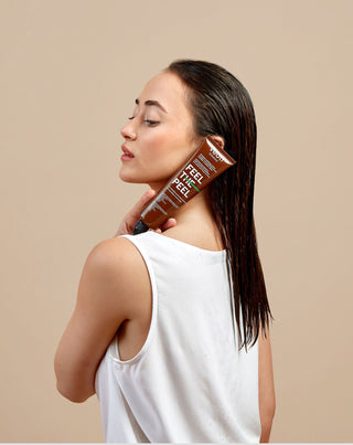 Esfoliação do couro cabeludo com complexo de ácidos AHA/BHA e sumo de aloé vera Veoli Botanica - 3