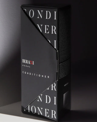 Condicionador capilar de óleo de argão com aroma a canela, baunilha e tabaco da Berani
