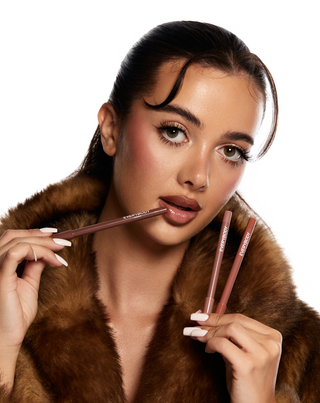 Delineador de lábios com uma fórmula cremosa e de longa duração Everybody London - 2