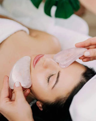 Placa de massagem facial gua sha de quartzo rosa - pedra do amor Crystallove - 2