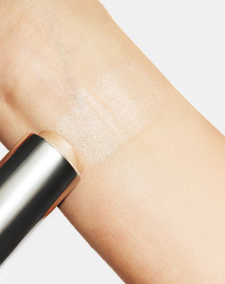 Marcador em stick com óleo de rícino e manteiga de karité para peles maduras 50+ Aggie - 2