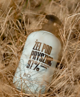 Gel de duche vegan refrescante com extrato de pepino e fragrância de brisa do mar da Bjo - 2