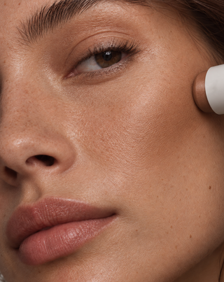 Bronzer em stick para o rosto efeito natural de bronzeado e contorno preciso Praline Nutridome - 2