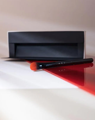 Pincel de contorno com cerdas duplas planas para uma melhor precisão N.º 6 Say Makeup - 2