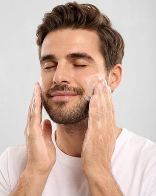 Champô para a barba com pantenol e niacinamida para limpar e condicionar a barba Monolith - 3