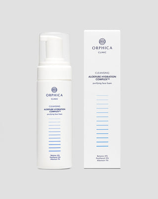 Espuma de limpeza para pele sensível e acneica com betaína, pantenol e alantoína Cleansing Orphica Clinic 150 ml