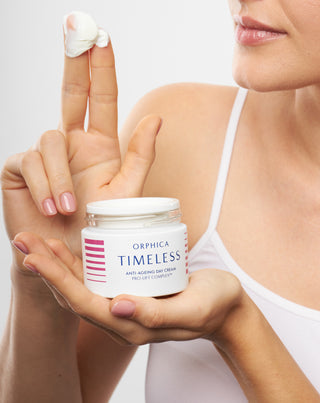 Creme de dia antirrugas com proteção solar FPS 20 para pele 40+ Timeless Orphica - 4